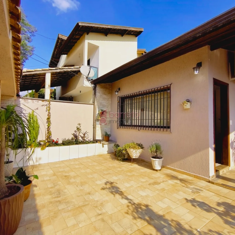 CASA À VENDA NO JARDIM SÃO VICENTE – JUNDIAÍ/SP