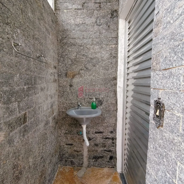 CASA À VENDA NO JARDIM TAMOIO EM JUNDIAÍ/SP
