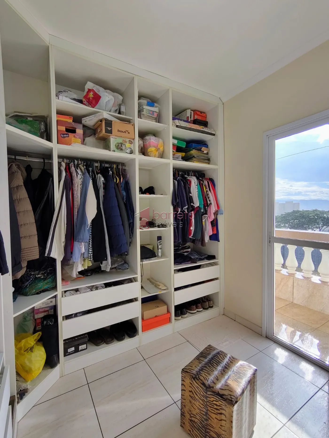 CASA À VENDA NO JARDIM TAMOIO EM JUNDIAÍ/SP