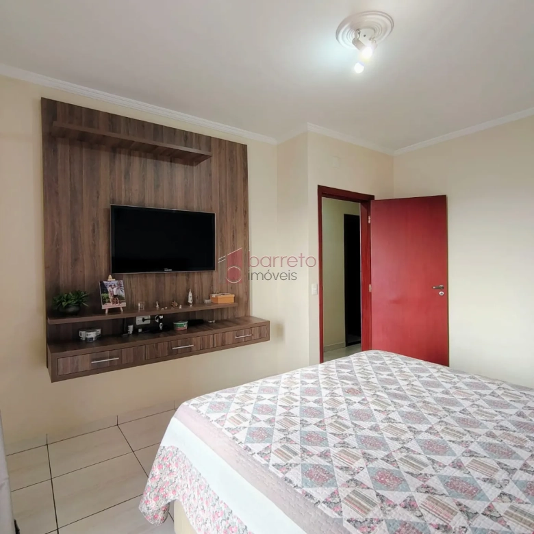 CASA À VENDA NO JARDIM TAMOIO EM JUNDIAÍ/SP