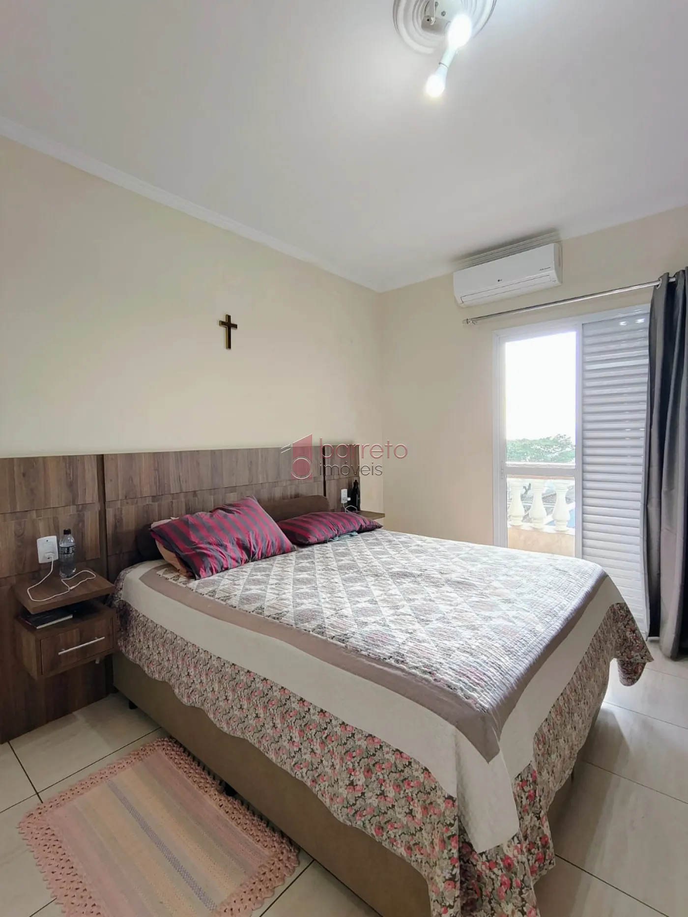 CASA À VENDA NO JARDIM TAMOIO EM JUNDIAÍ/SP