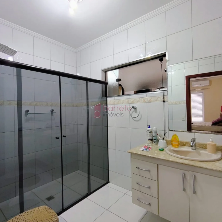 CASA À VENDA NO JARDIM TAMOIO EM JUNDIAÍ/SP
