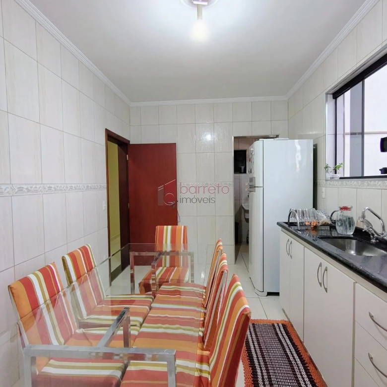 CASA À VENDA NO JARDIM TAMOIO EM JUNDIAÍ/SP
