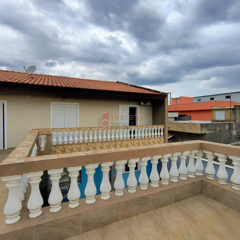 CASA À VENDA NO JARDIM TAMOIO EM JUNDIAÍ/SP