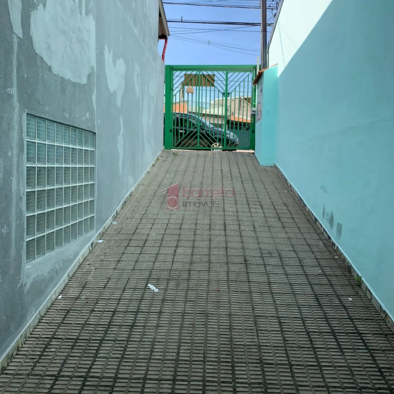 CASA PARA LOCAÇÃO E VENDA COM 03 QUARTOS NO JARDIM TARUMÃ JUNDIAÍ/SP