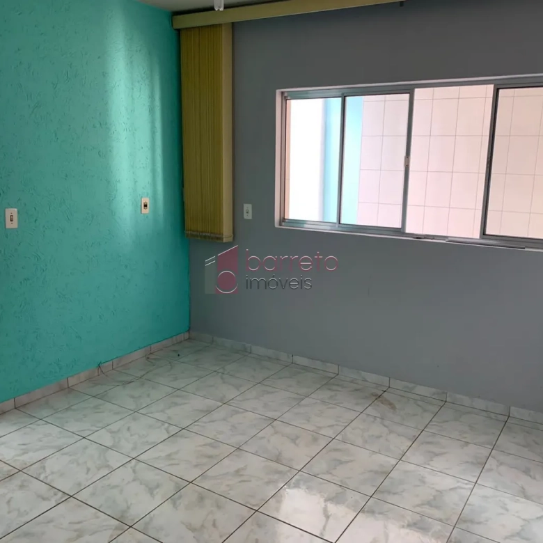 CASA PARA LOCAÇÃO E VENDA COM 03 QUARTOS NO JARDIM TARUMÃ JUNDIAÍ/SP