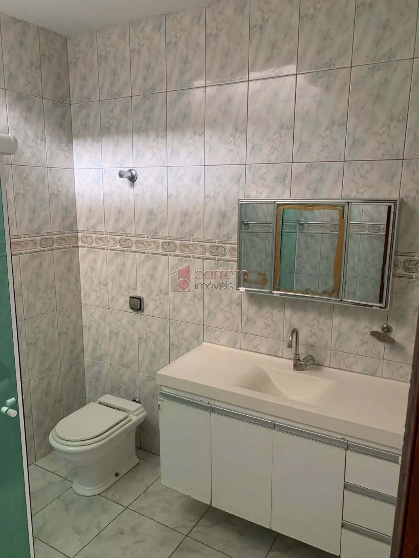 CASA PARA LOCAÇÃO E VENDA COM 03 QUARTOS NO JARDIM TARUMÃ JUNDIAÍ/SP