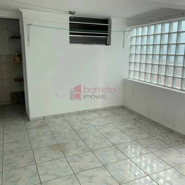 CASA PARA LOCAÇÃO E VENDA COM 03 QUARTOS NO JARDIM TARUMÃ JUNDIAÍ/SP