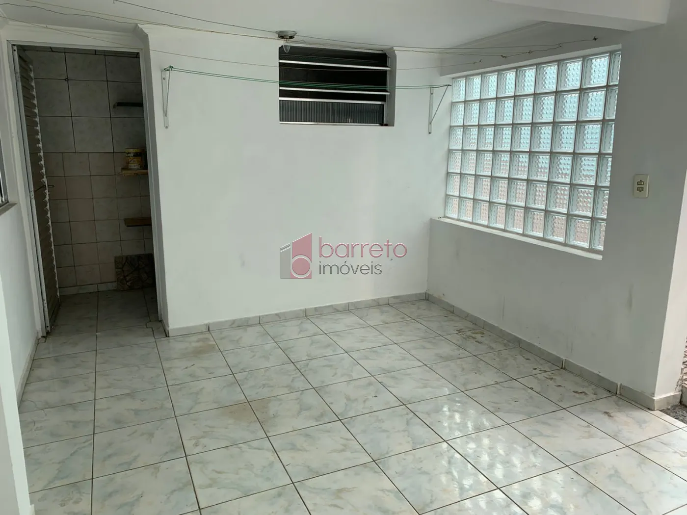 CASA PARA LOCAÇÃO E VENDA COM 03 QUARTOS NO JARDIM TARUMÃ JUNDIAÍ/SP