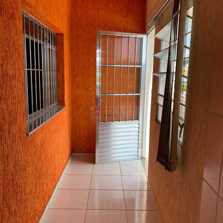 CASA PARA LOCAÇÃO E VENDA COM 03 QUARTOS NO JARDIM TARUMÃ JUNDIAÍ/SP
