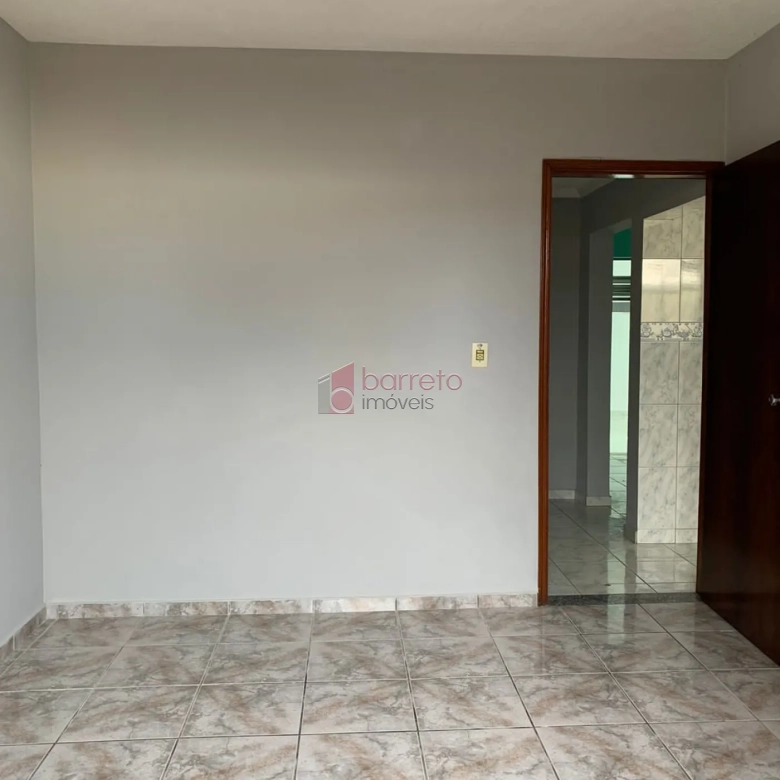 CASA PARA LOCAÇÃO E VENDA COM 03 QUARTOS NO JARDIM TARUMÃ JUNDIAÍ/SP