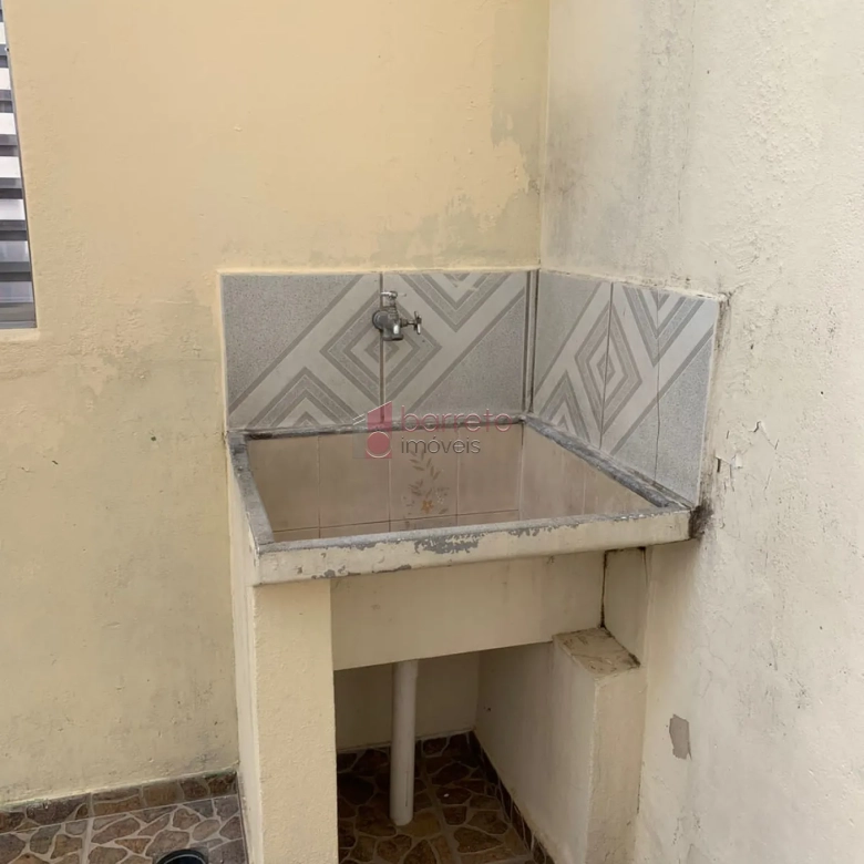 CASA PARA LOCAÇÃO E VENDA COM 03 QUARTOS NO JARDIM TARUMÃ JUNDIAÍ/SP