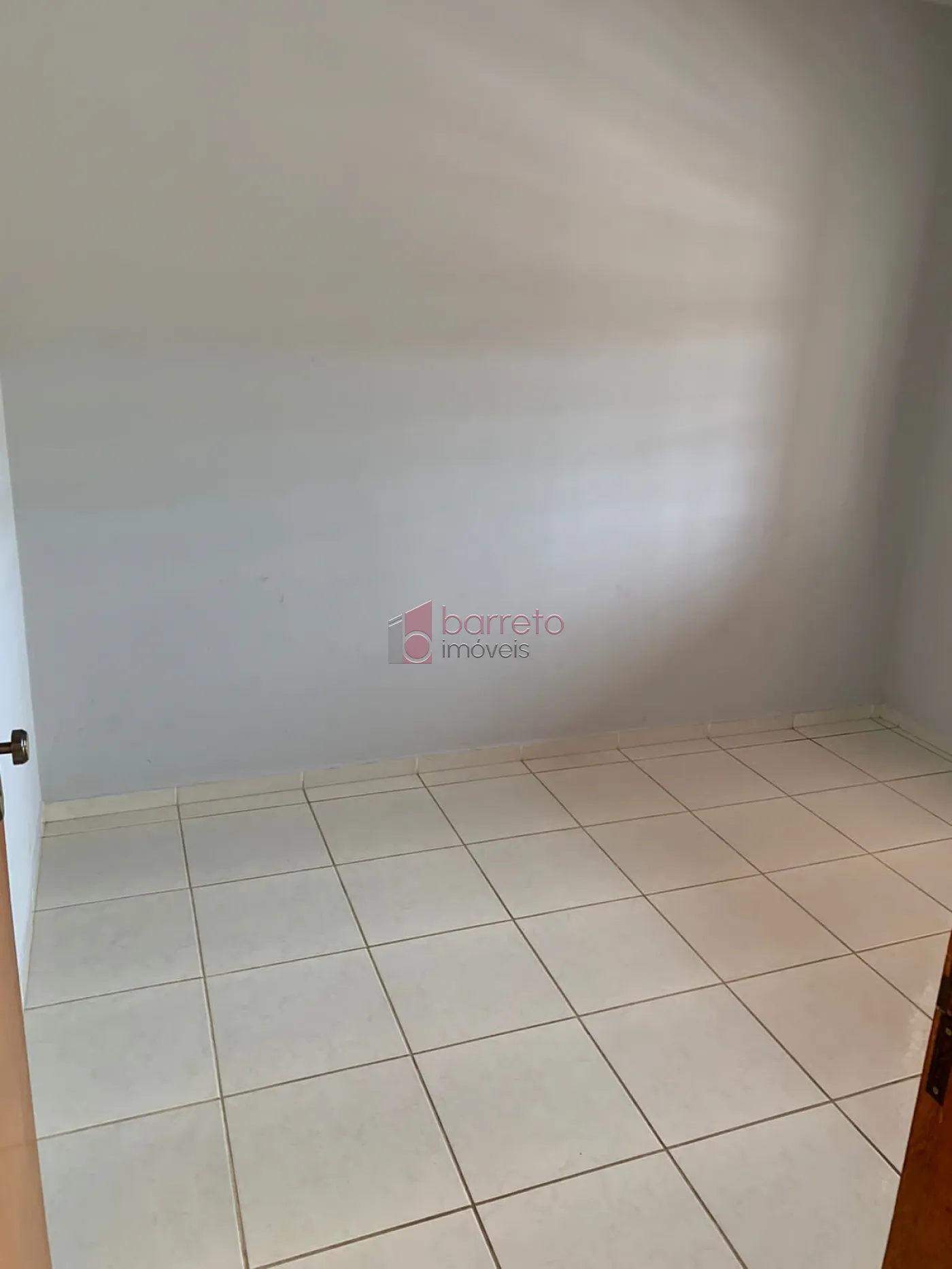 CASA PARA LOCAÇÃO E VENDA COM 03 QUARTOS NO JARDIM TARUMÃ JUNDIAÍ/SP