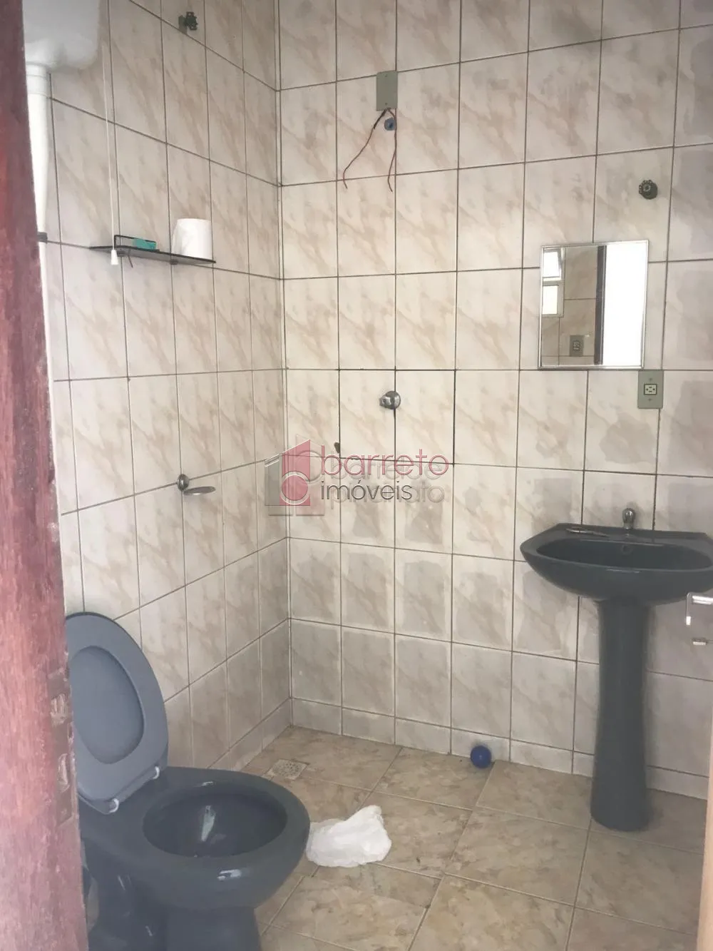 CASA PARA VENDA EM JUNDIAÍ NO BAIRRO JD. TORRE SÃO JOSÉ.
