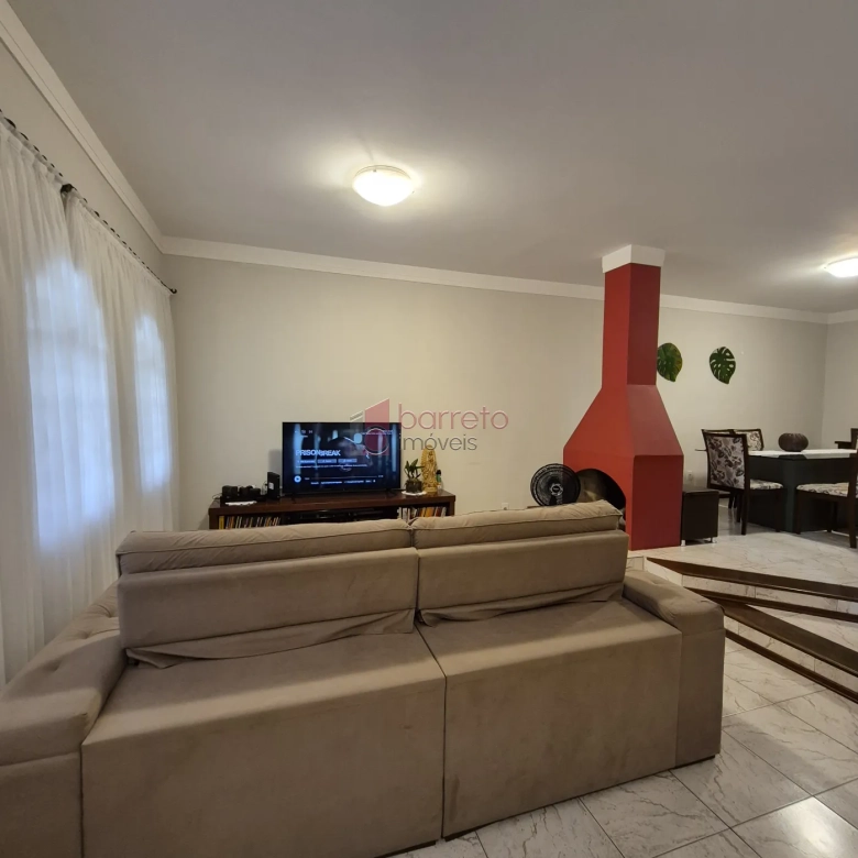 CASA À VENDA NO BAIRRO TORRES DE SÃO JOSÉ EM JUNDIAÍ/SP