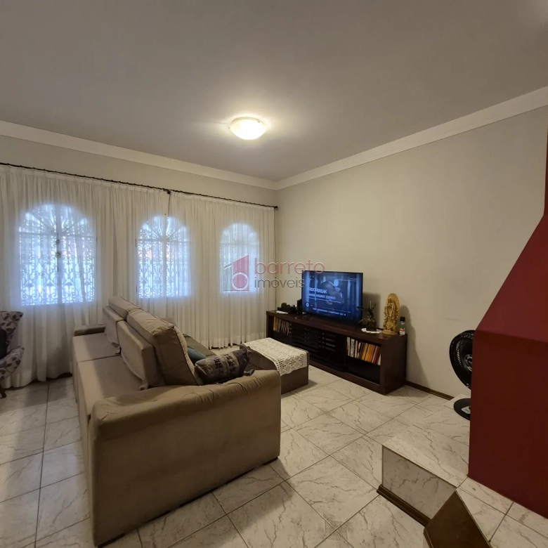CASA À VENDA NO BAIRRO TORRES DE SÃO JOSÉ EM JUNDIAÍ/SP