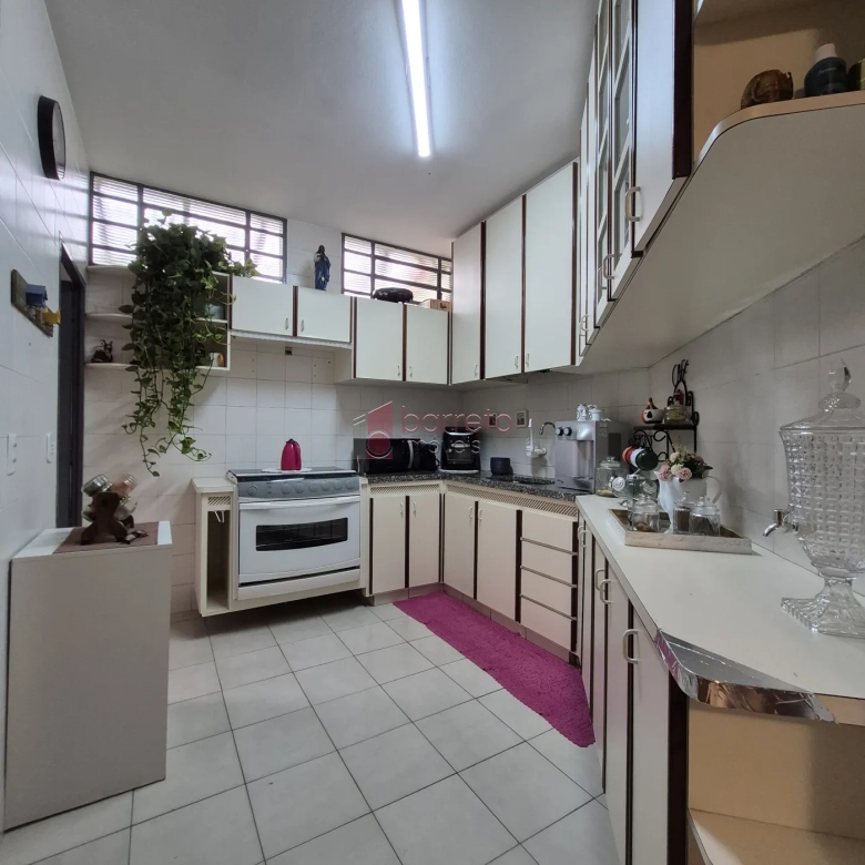 CASA À VENDA NO BAIRRO TORRES DE SÃO JOSÉ EM JUNDIAÍ/SP
