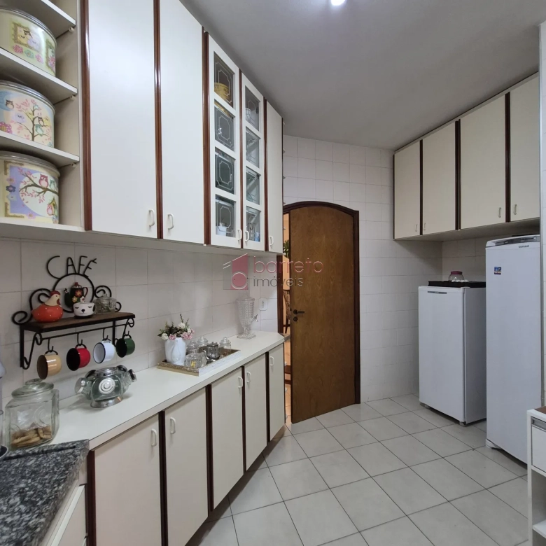 CASA À VENDA NO BAIRRO TORRES DE SÃO JOSÉ EM JUNDIAÍ/SP