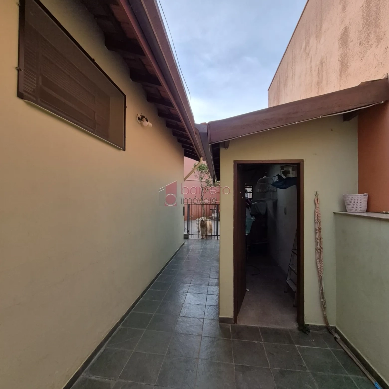 CASA À VENDA NO BAIRRO TORRES DE SÃO JOSÉ EM JUNDIAÍ/SP