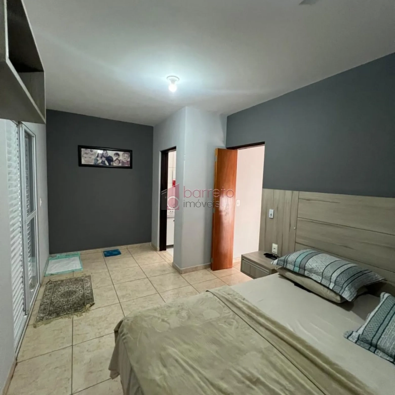 CASA À VENDA NO JARDIM SARAPIRANGA – MEDEIROS – JUNDIAÍ/SP