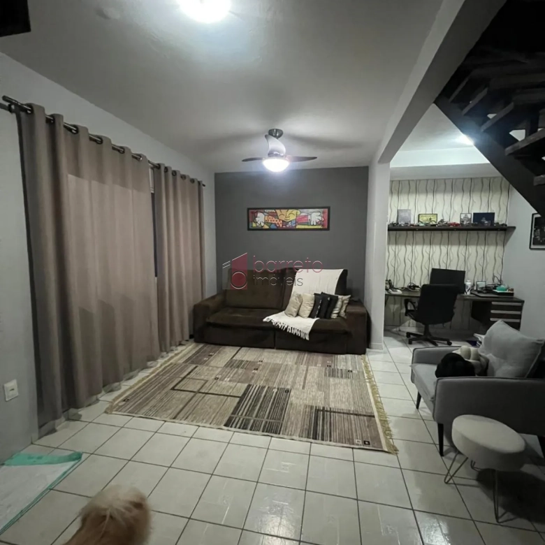CASA À VENDA NO JARDIM SARAPIRANGA – MEDEIROS – JUNDIAÍ/SP