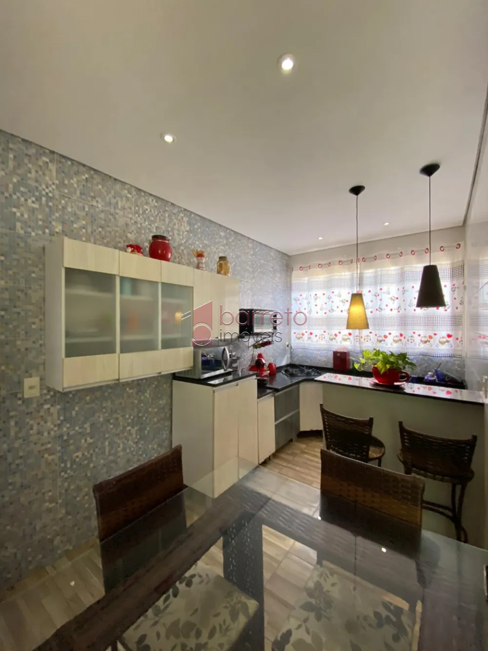 EXCELENTE CASA À VENDA NO JARDIM NOVO HORIZONTE EM JUNDIAÍ/SP