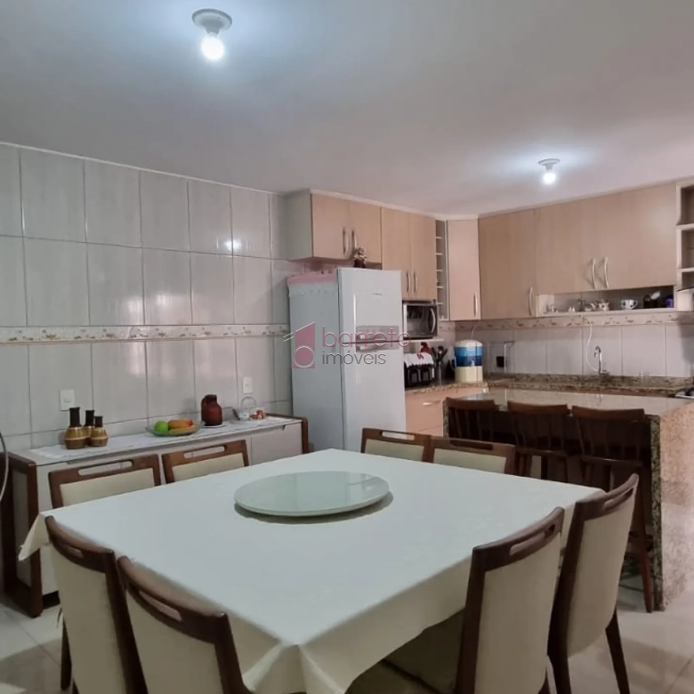 CASA À VENDA NO BAIRRO ALMERINDA CHAVES EM JUNDIAÍ/SP