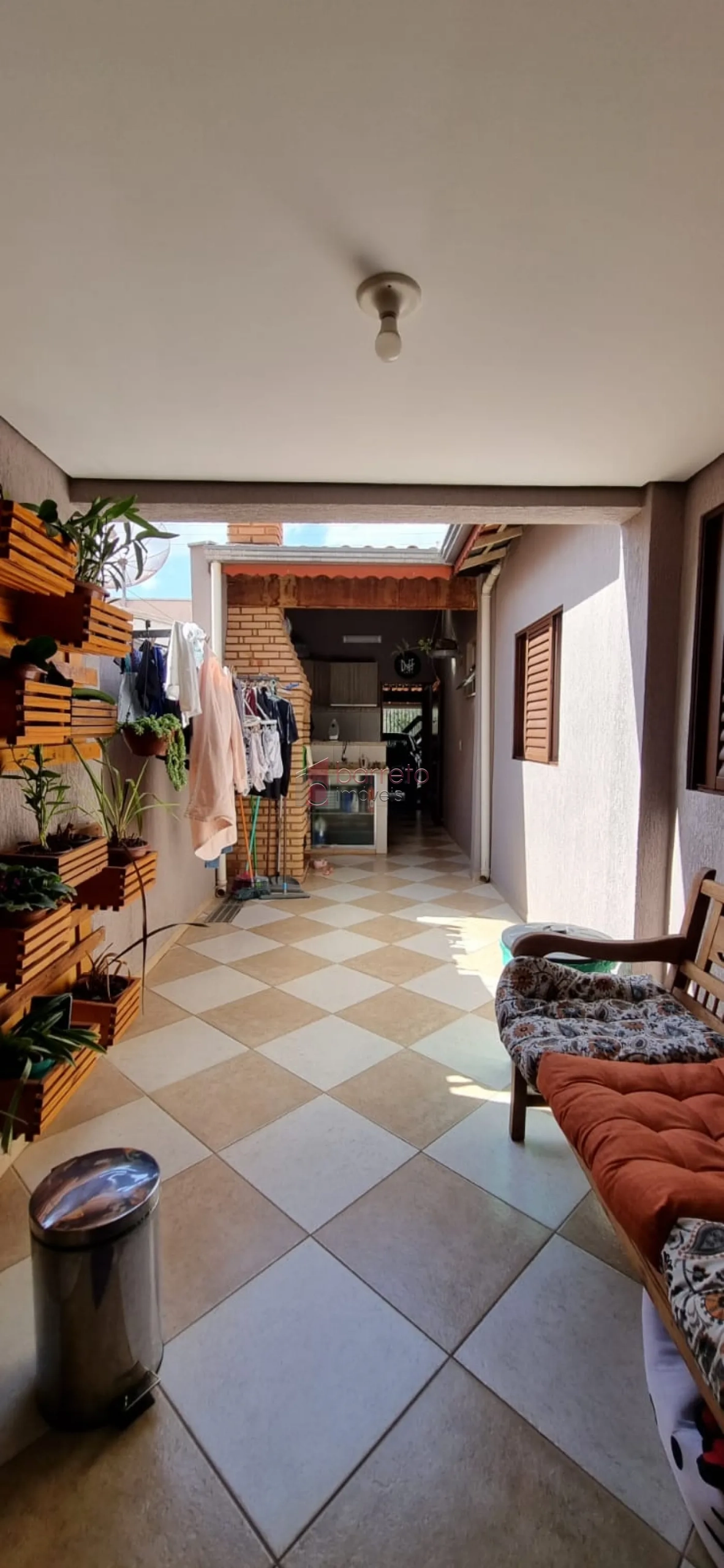 CASA À VENDA NO BAIRRO ALMERINDA CHAVES EM JUNDIAÍ/SP