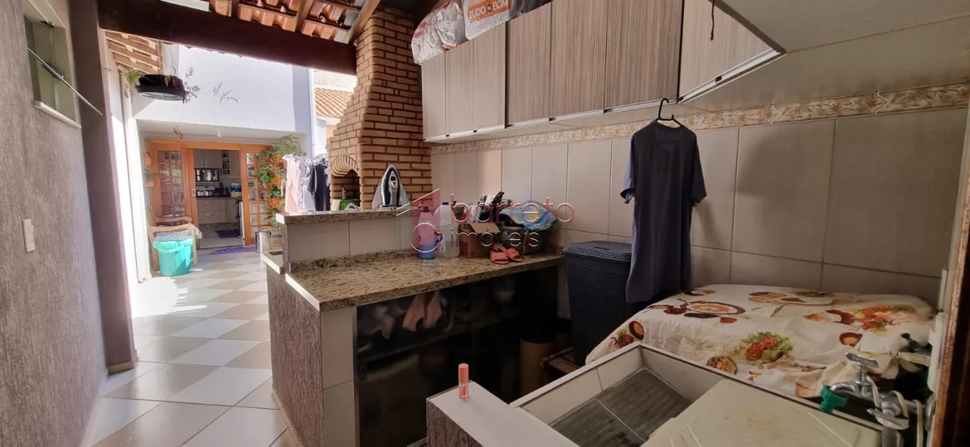 CASA À VENDA NO BAIRRO ALMERINDA CHAVES EM JUNDIAÍ/SP