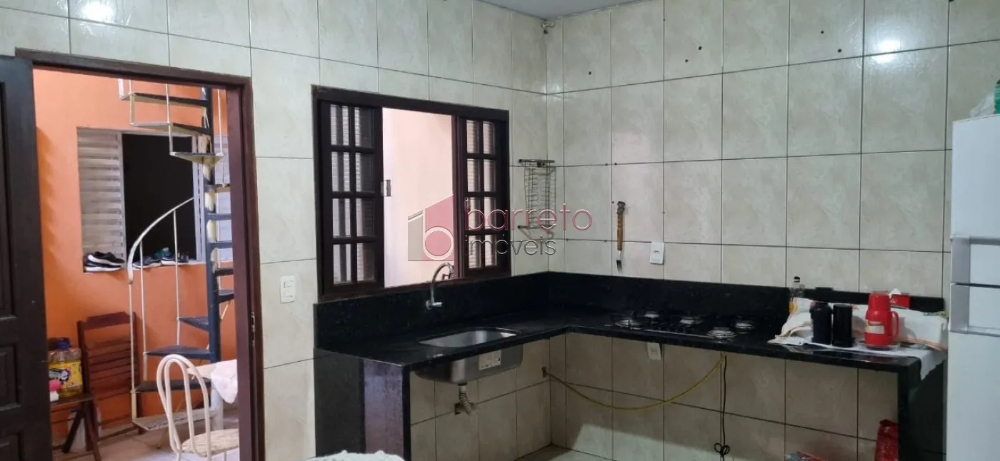 SOBRADO À VENDA NO BAIRRO ALMERINDA CHAVES – JUNDIAÍ/SP