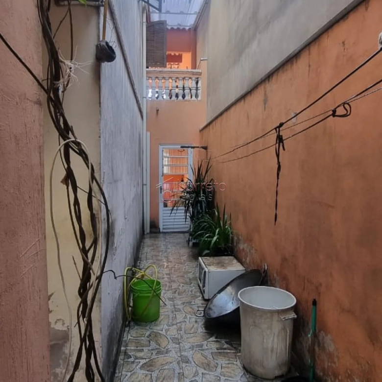 SOBRADO À VENDA NO BAIRRO ALMERINDA CHAVES – JUNDIAÍ/SP