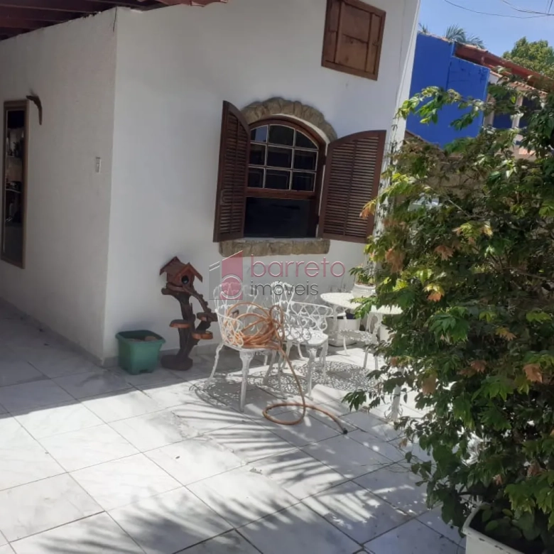 CASA TÉRREA PARA VENDA E LOCAÇÃO NO BAIRRO ALMERINDA CHAVES – JUNDIAÍ/SP