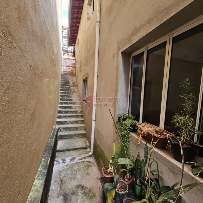 CASA À VENDA NO BAIRRO PARQUE CENTENÁRIO – JUNDIAÍ/SP