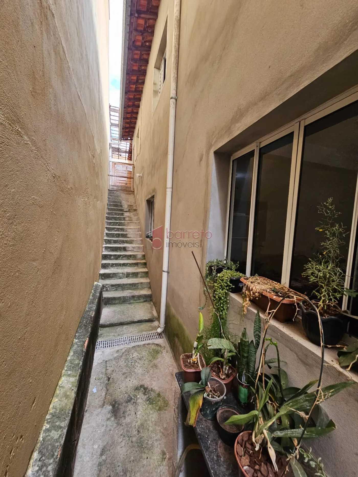 CASA À VENDA NO BAIRRO PARQUE CENTENÁRIO – JUNDIAÍ/SP