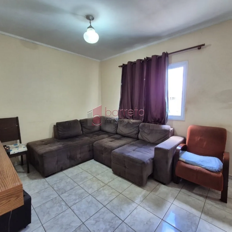 SOBRADO COM EDÍCULA À VENDA NO BAIRRO PARQUE RESIDENCIAL ELOY CHAVES – JUNDIAÍ/SP