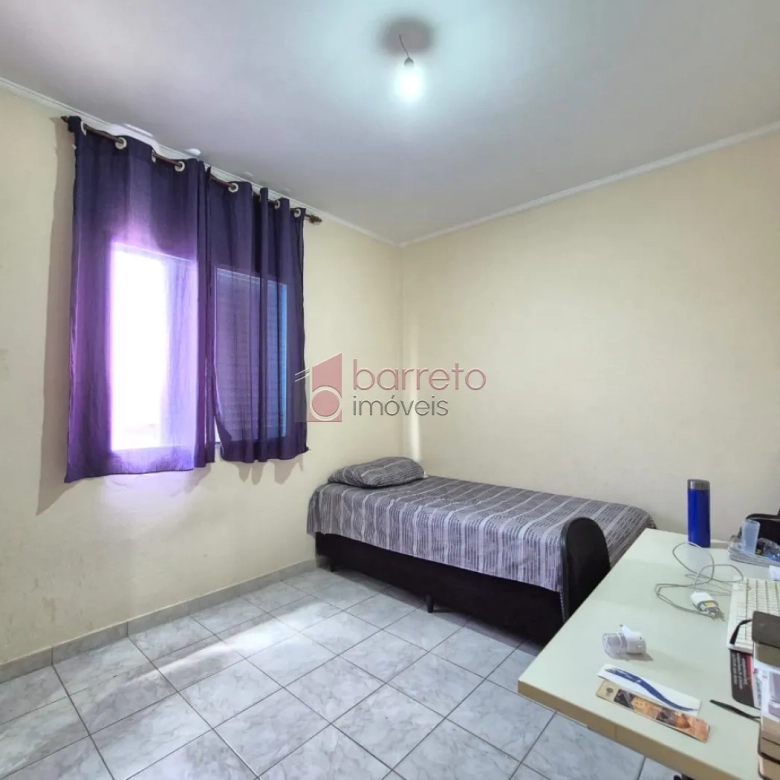 SOBRADO COM EDÍCULA À VENDA NO BAIRRO PARQUE RESIDENCIAL ELOY CHAVES – JUNDIAÍ/SP