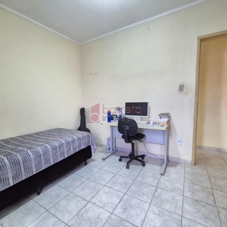 SOBRADO COM EDÍCULA À VENDA NO BAIRRO PARQUE RESIDENCIAL ELOY CHAVES – JUNDIAÍ/SP