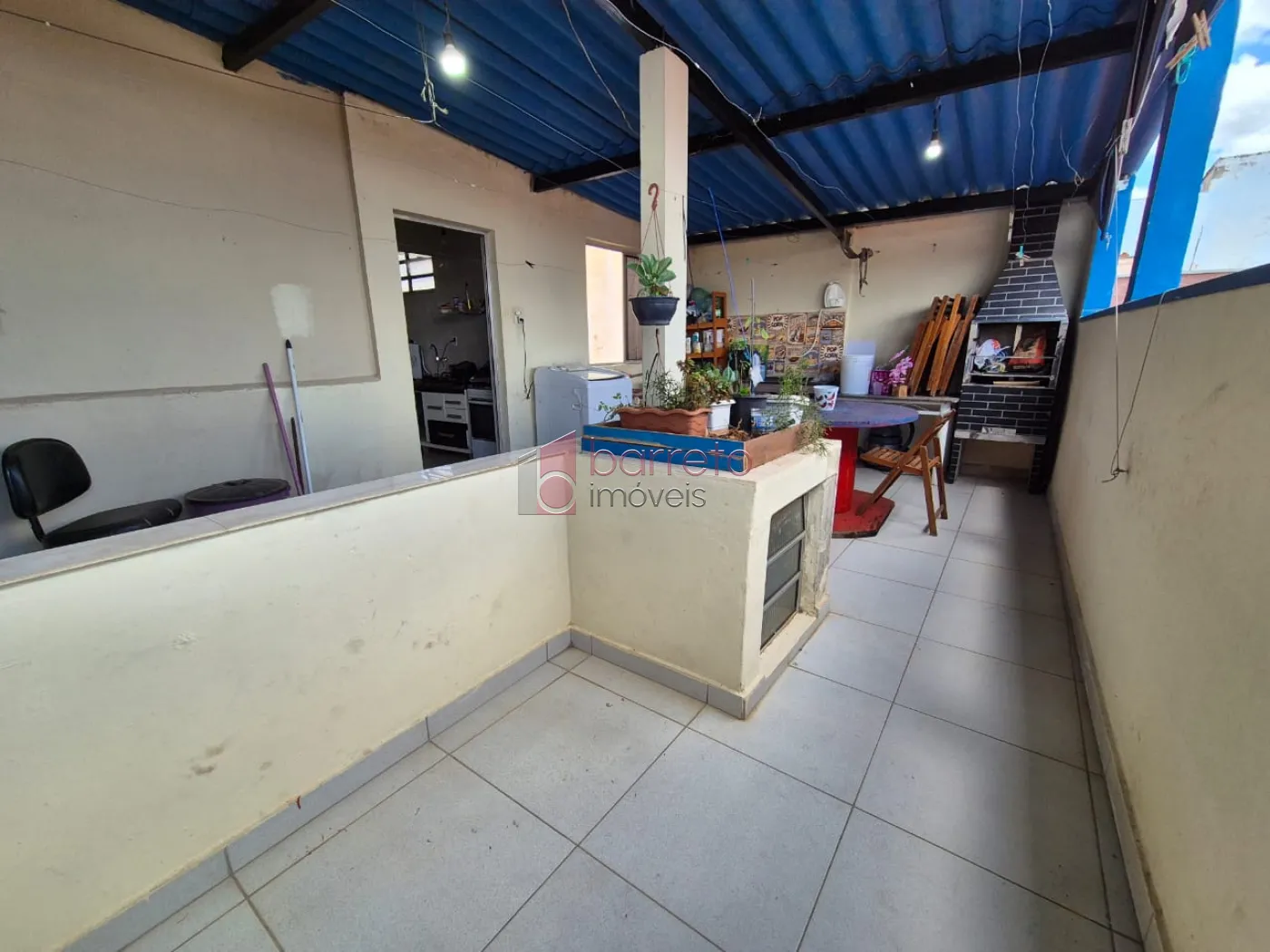 SOBRADO COM EDÍCULA À VENDA NO BAIRRO PARQUE RESIDENCIAL ELOY CHAVES – JUNDIAÍ/SP