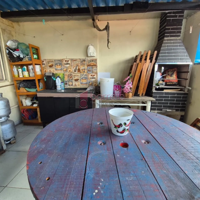 SOBRADO COM EDÍCULA À VENDA NO BAIRRO PARQUE RESIDENCIAL ELOY CHAVES – JUNDIAÍ/SP