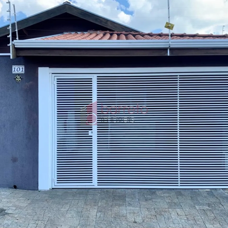 CASA COM EDÍCULA À VENDA NO PARQUE RESIDENCIAL ELOY CHAVES EM JUNDIAÍ – SP