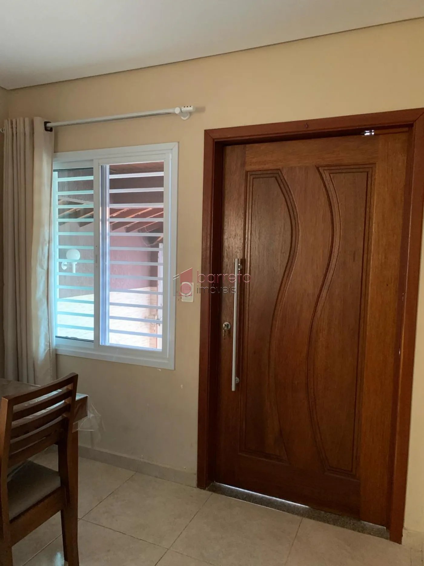 CASA COM EDÍCULA À VENDA NO PARQUE RESIDENCIAL ELOY CHAVES EM JUNDIAÍ – SP
