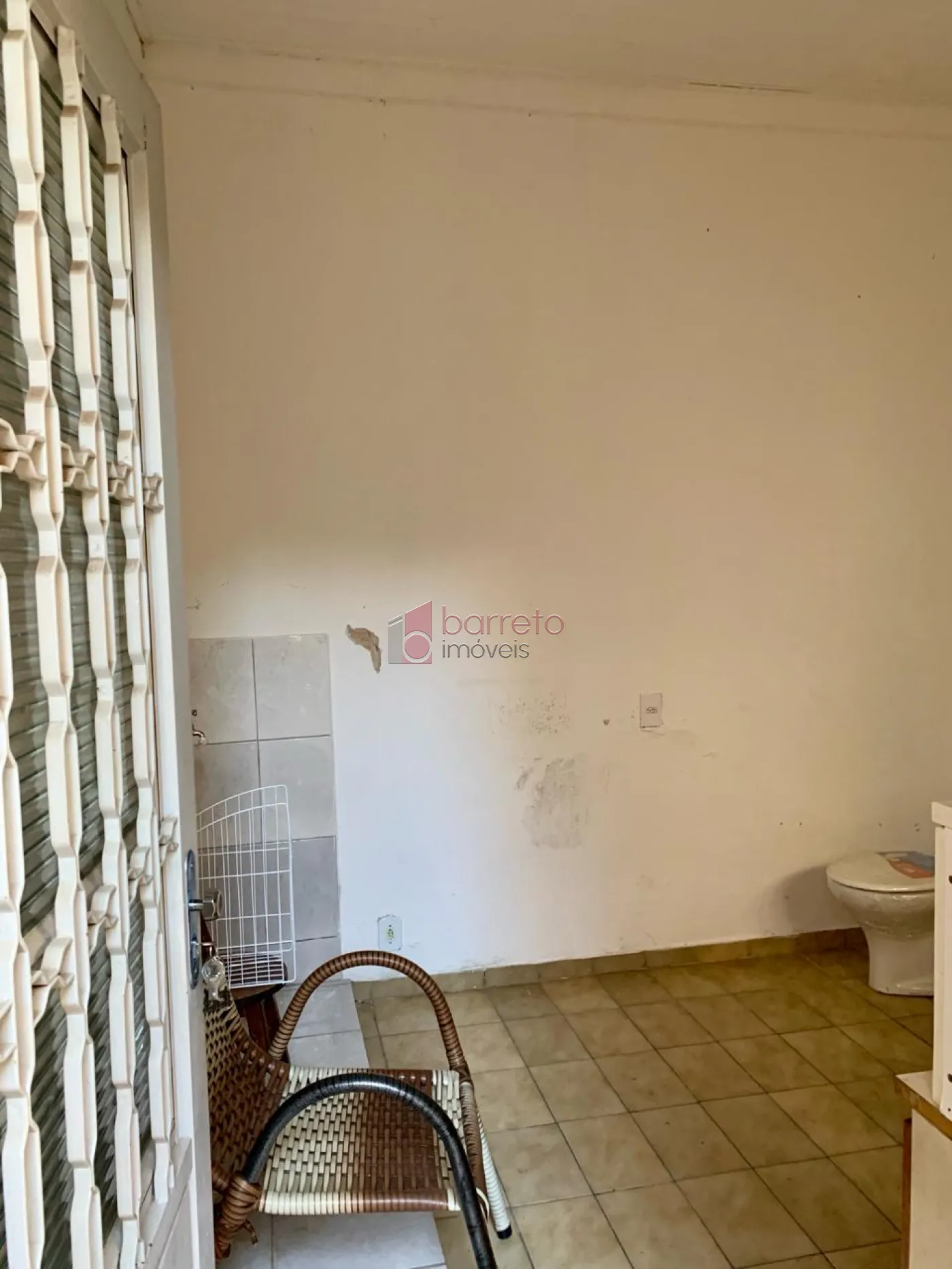 CASA COM EDÍCULA À VENDA NO PARQUE RESIDENCIAL ELOY CHAVES EM JUNDIAÍ – SP