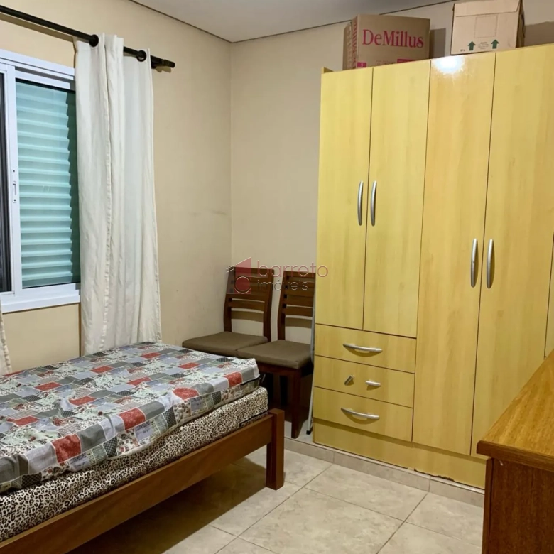CASA COM EDÍCULA À VENDA NO PARQUE RESIDENCIAL ELOY CHAVES EM JUNDIAÍ – SP