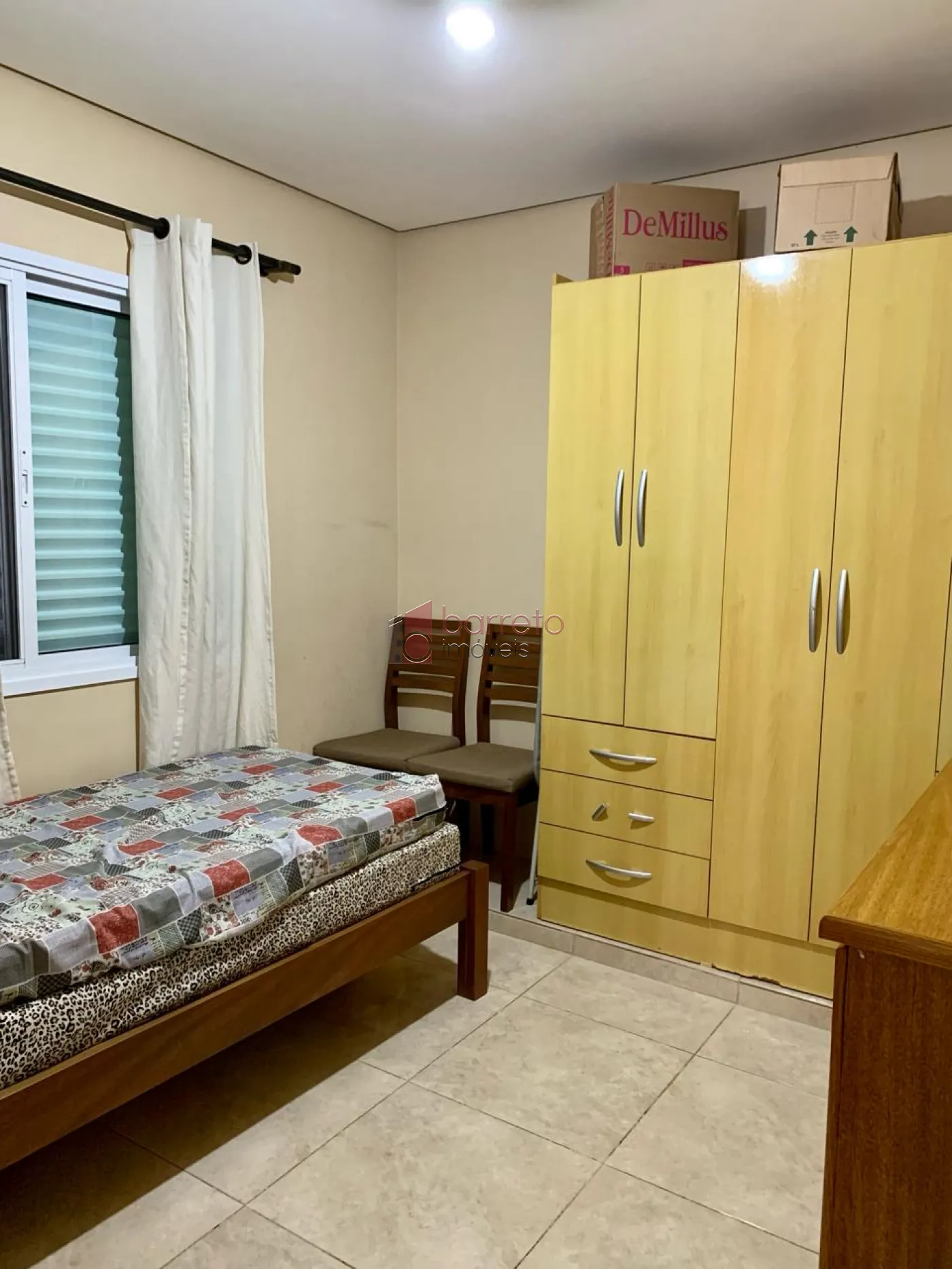 CASA COM EDÍCULA À VENDA NO PARQUE RESIDENCIAL ELOY CHAVES EM JUNDIAÍ – SP
