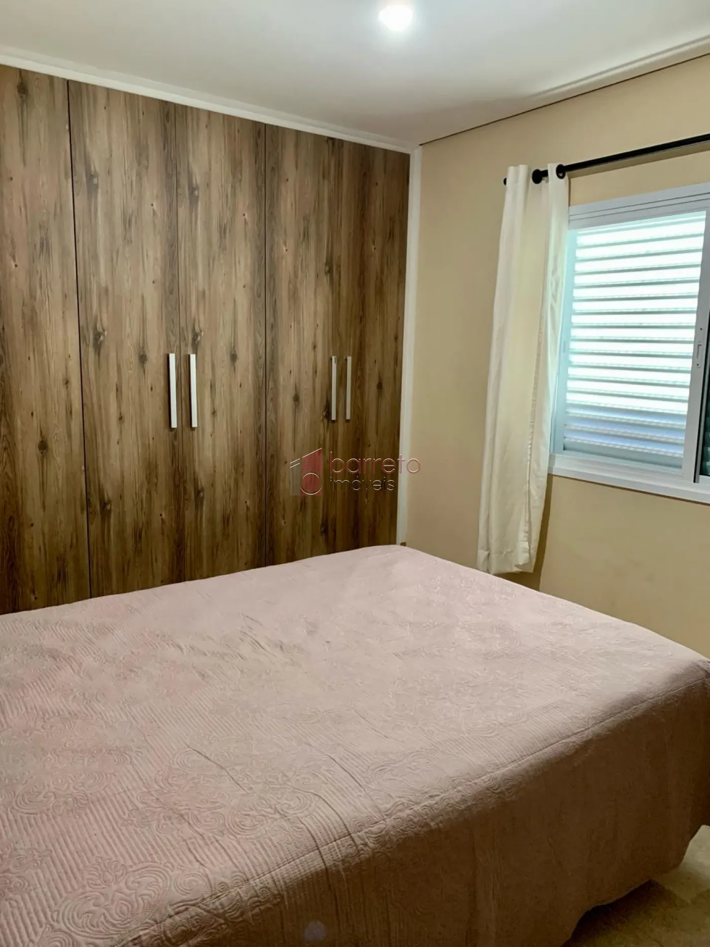 CASA COM EDÍCULA À VENDA NO PARQUE RESIDENCIAL ELOY CHAVES EM JUNDIAÍ – SP