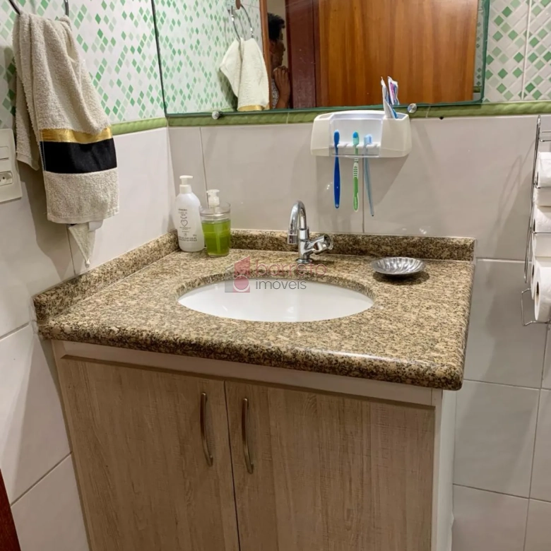CASA COM EDÍCULA À VENDA NO PARQUE RESIDENCIAL ELOY CHAVES EM JUNDIAÍ – SP