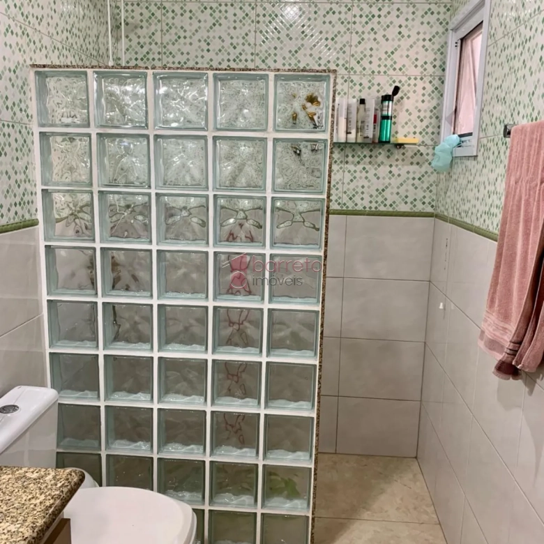CASA COM EDÍCULA À VENDA NO PARQUE RESIDENCIAL ELOY CHAVES EM JUNDIAÍ – SP