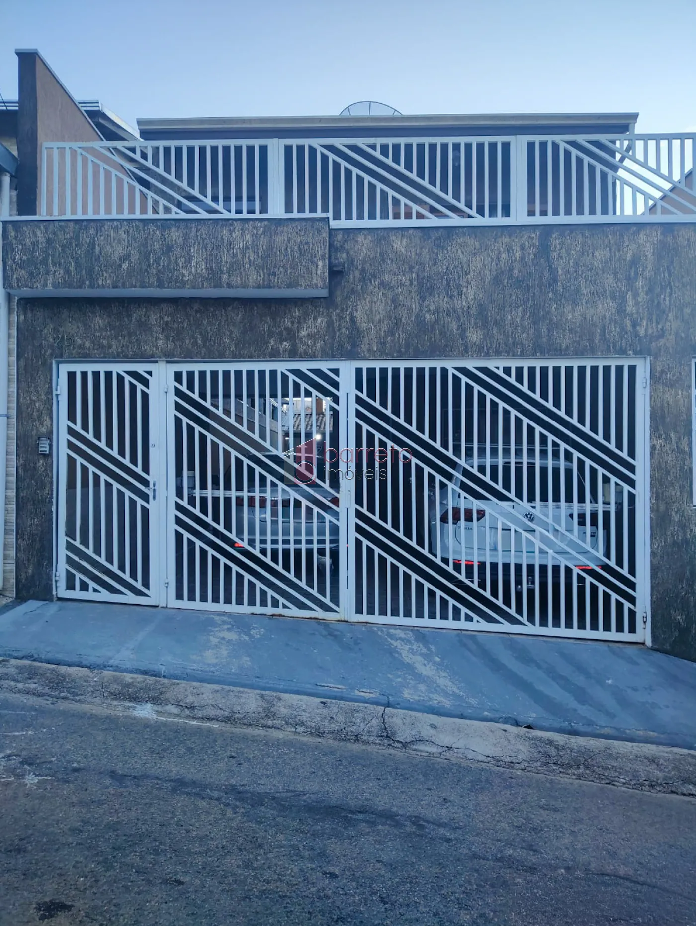 SOBRADO À VENDA NO JARDIM SÃO VICENTE – JUNDIAÍ/SP