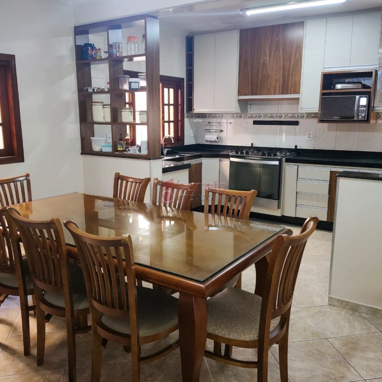 SOBRADO À VENDA NO JARDIM SÃO VICENTE – JUNDIAÍ/SP