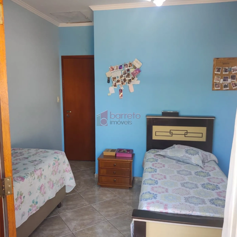 SOBRADO À VENDA NO JARDIM SÃO VICENTE – JUNDIAÍ/SP